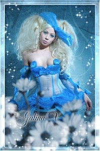 Женский фотошаблон - Красавица в голубом