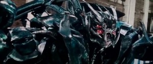  3: Ҹ   / Transformers: Dark of the Moon (2011/TS/1400MB/700MB)