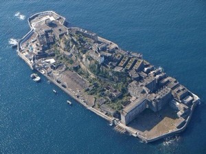 Покинутый остров Hashima (фото)